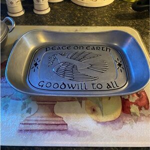 WILTON ARMETALE PEACE ON EARTH GOODWILL TO ALL BREAD TRAY